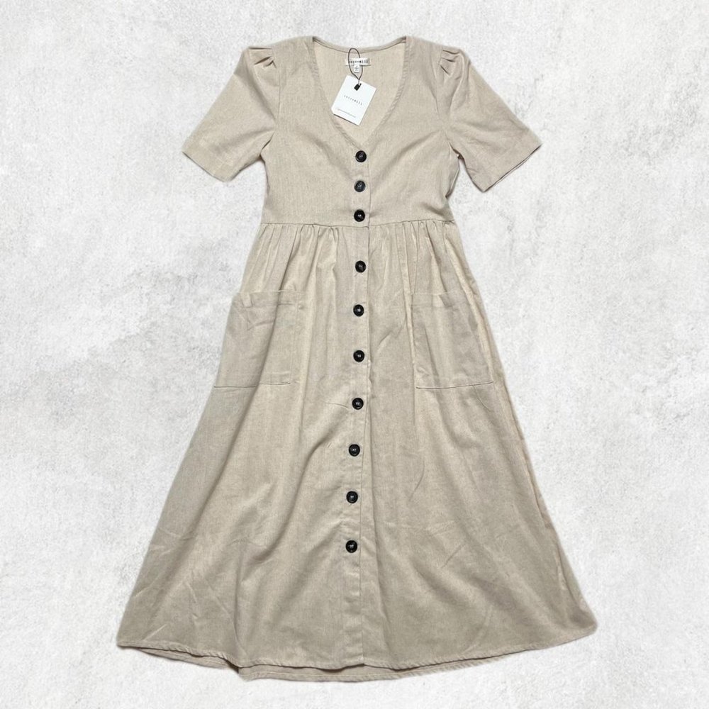 NWT beige v-neck maxi maxi up dress